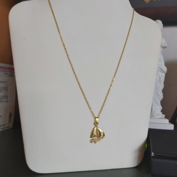 2 for 20$: Pendant Gold Tone with  Chain - Picture 2 of 3